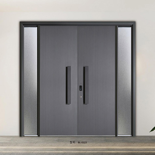 ��������T